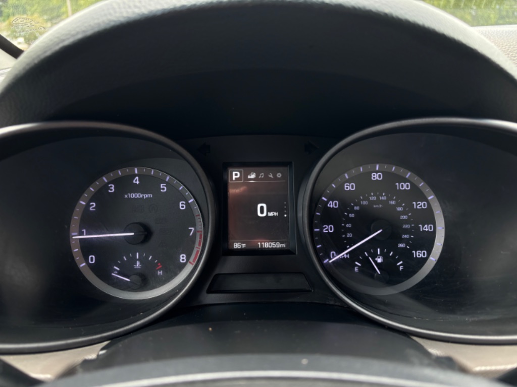2018 Hyundai Santa Fe Sport - $8,500
