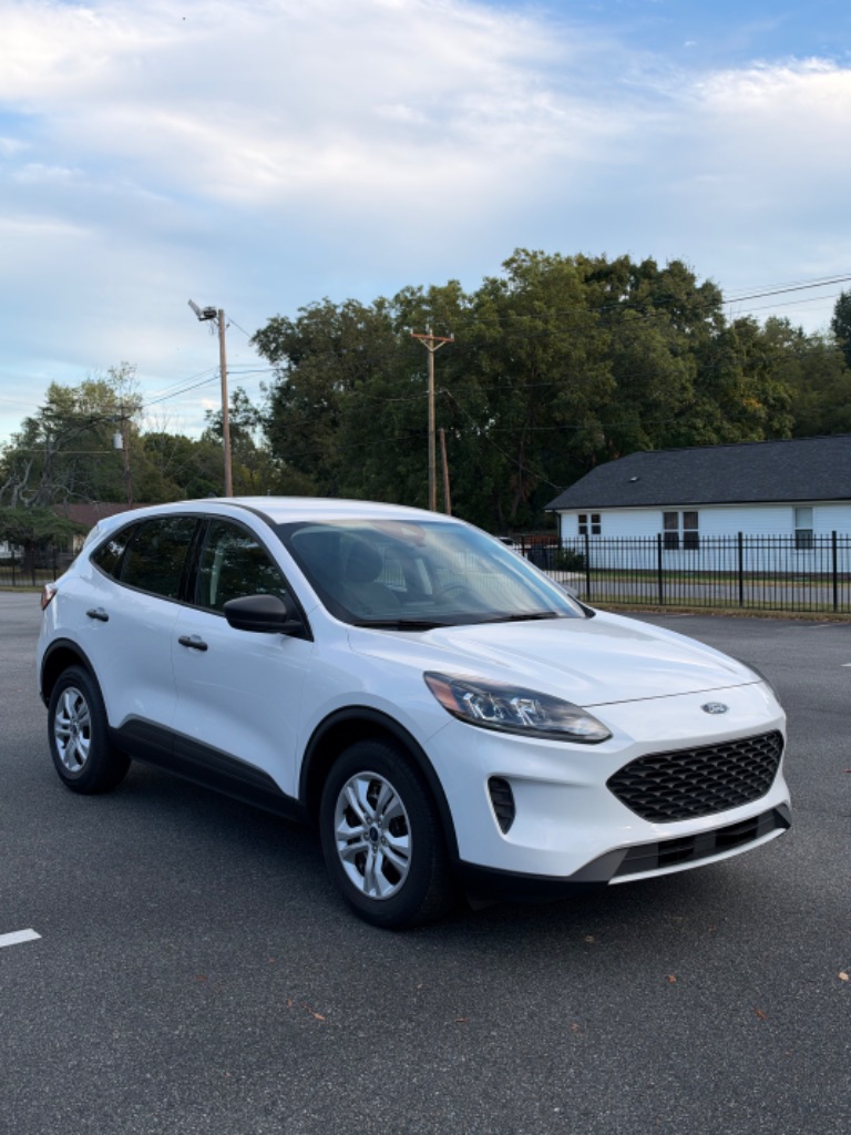 2021 Ford Escape - $13,800
