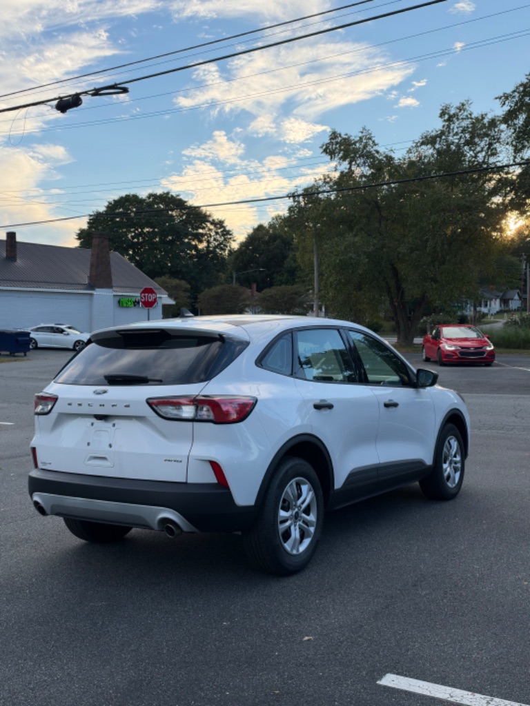 2021 Ford Escape - $13,800