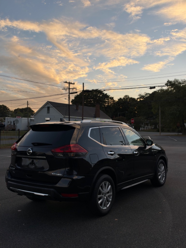 2018 Nissan Rogue - $10,400
