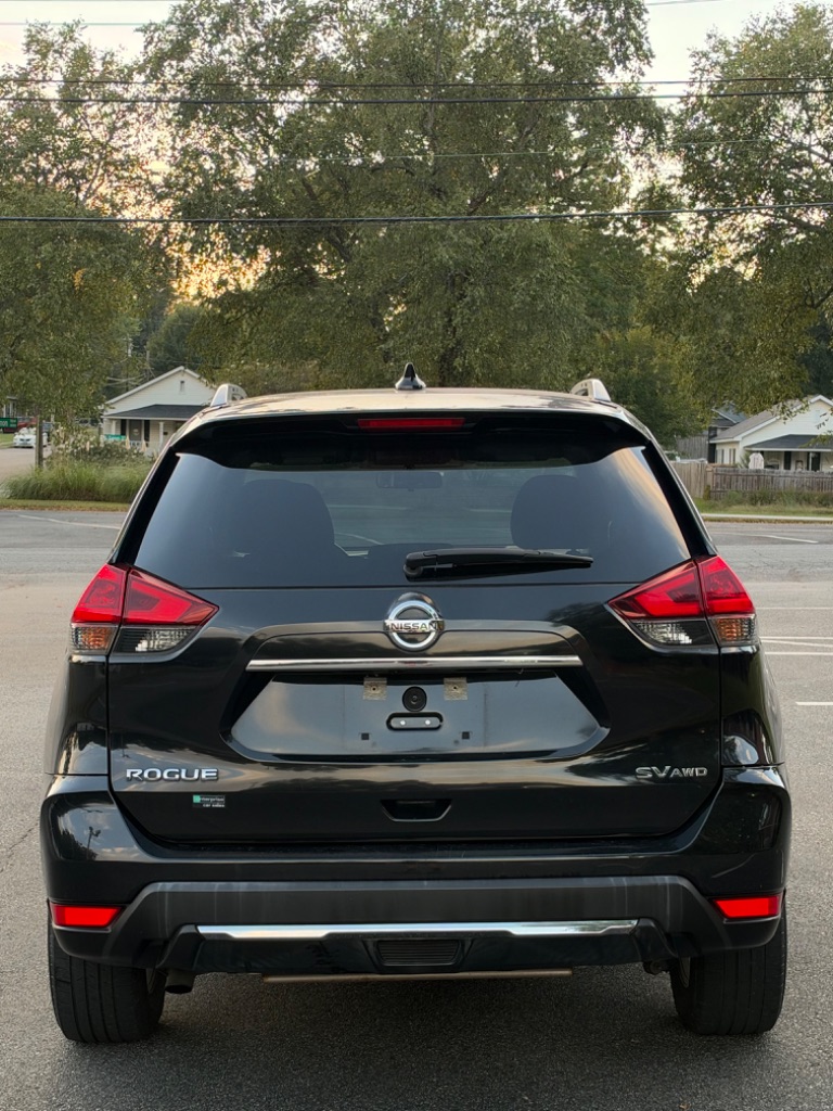2018 Nissan Rogue - $10,400
