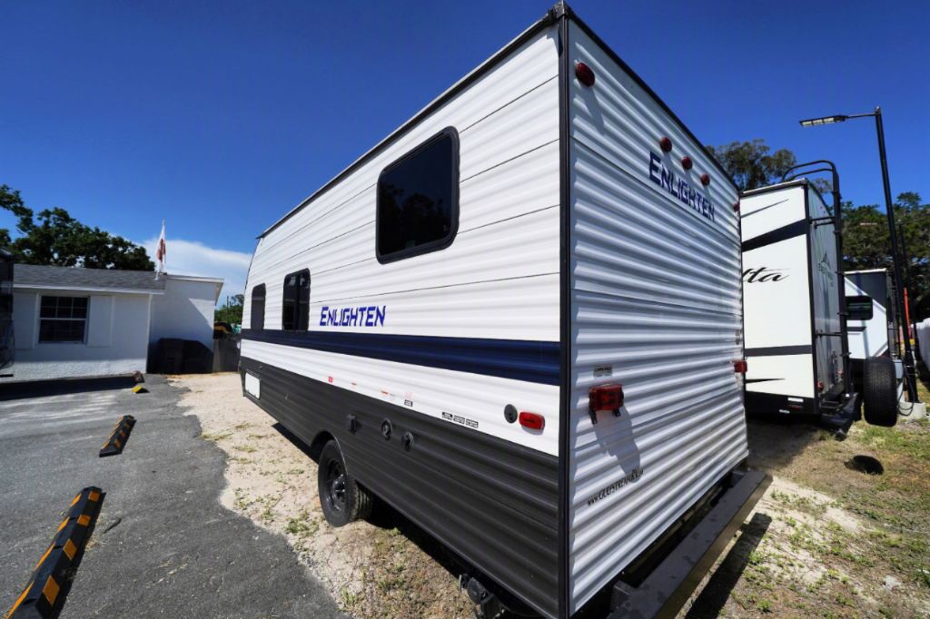 2022 Gulf Stream Coach, Inc. Gulf Stream Coach, Inc. - $9,950