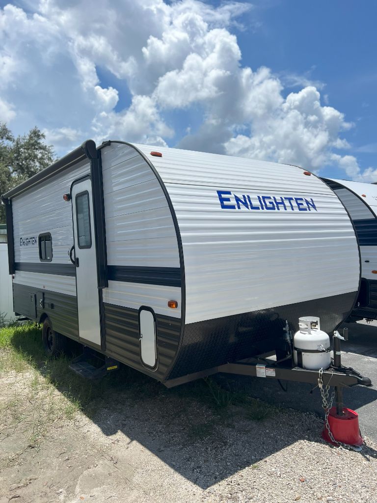 2022 Gulf Stream Coach, Inc. Gulf Stream Coach, Inc. - $9,950