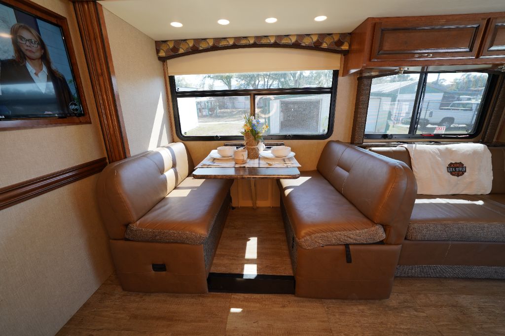 2017 Ford Motorhome Chassis - $42,950