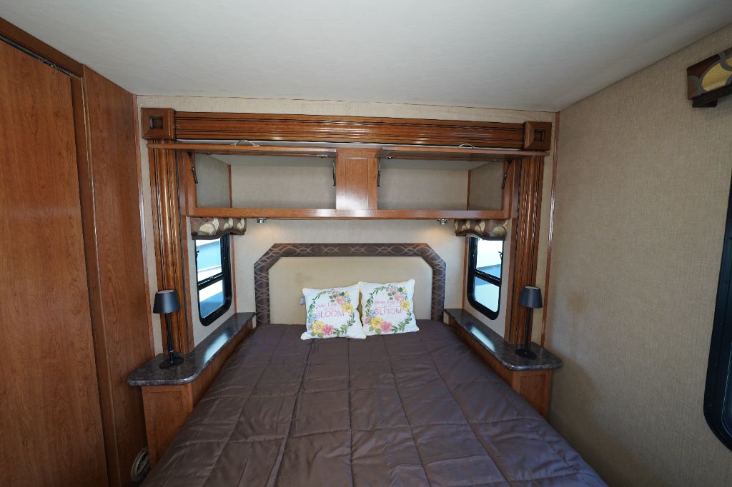 2017 Ford Motorhome Chassis - $42,950