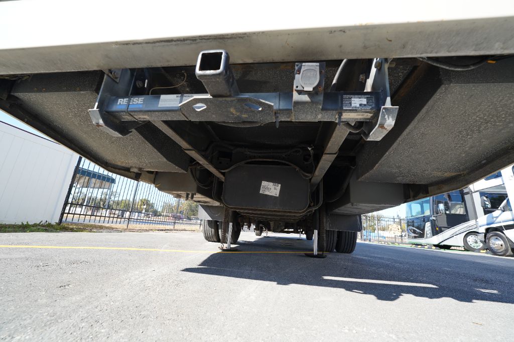 2017 Ford Motorhome Chassis - $42,950