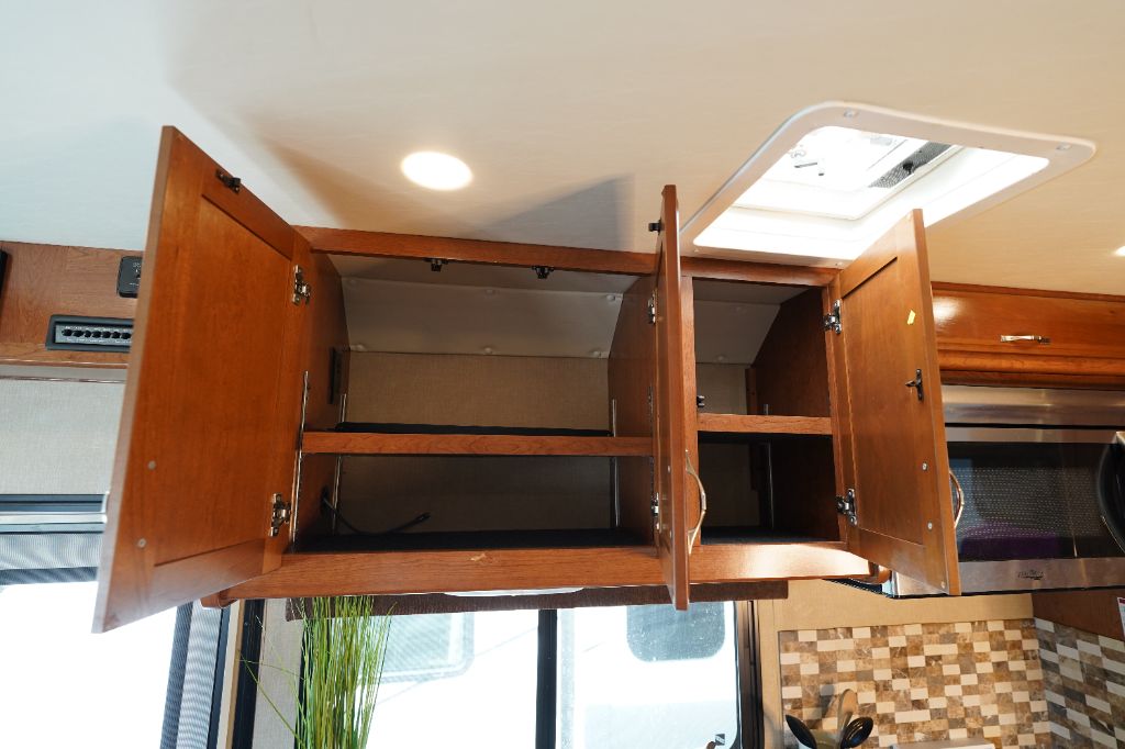 2017 Ford Motorhome Chassis - $42,950