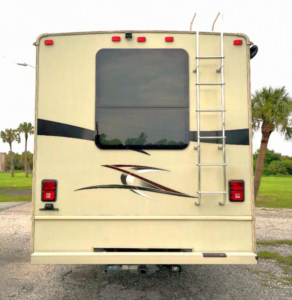 2017 Ford Motorhome Chassis - $42,950