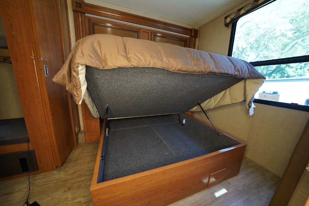 2017 Ford Motorhome Chassis - $42,950