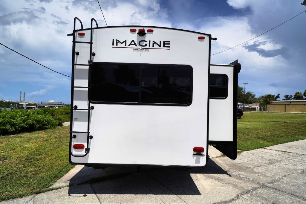 2025 Grand Design Imagine XLS 2970RL - $41,300