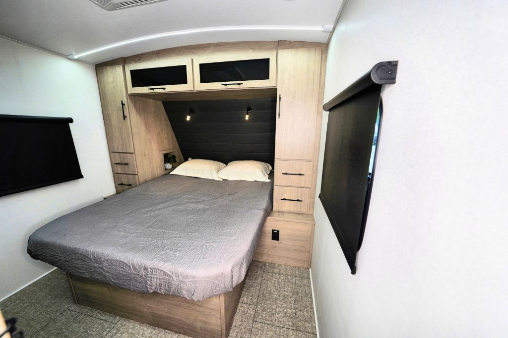 2025 Grand Design Imagine XLS 2970RL - $41,300