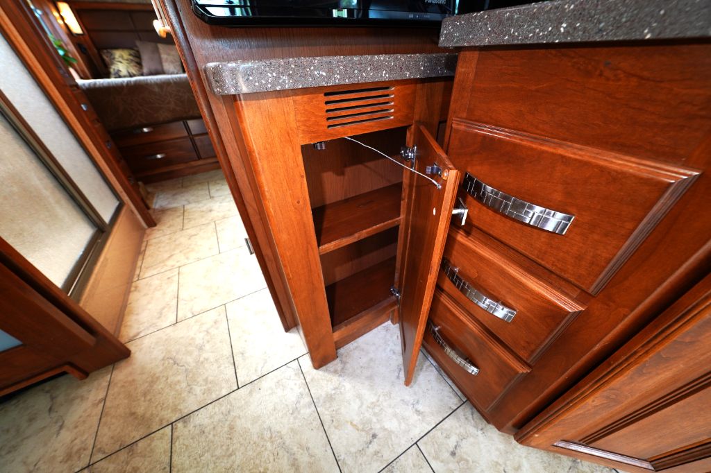 2012 Tiffin Motorhomes, Inc Breeze - $60,550