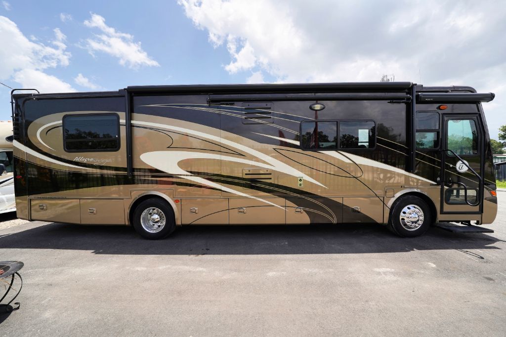 2012 Tiffin Motorhomes, Inc Breeze - $60,550