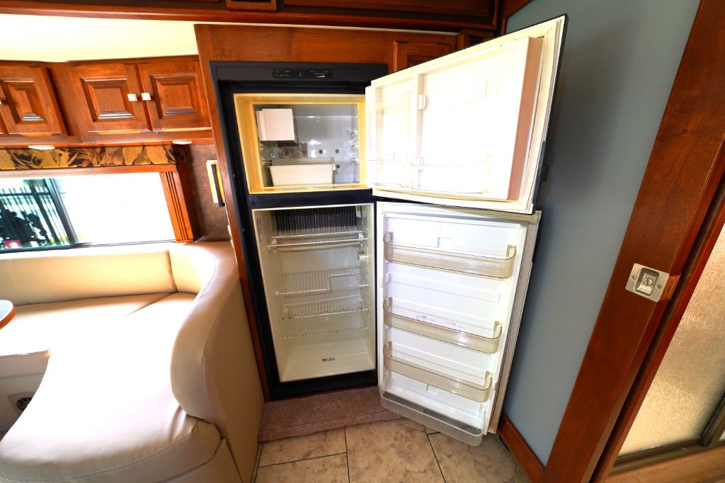 2012 Tiffin Motorhomes, Inc Breeze - $60,550