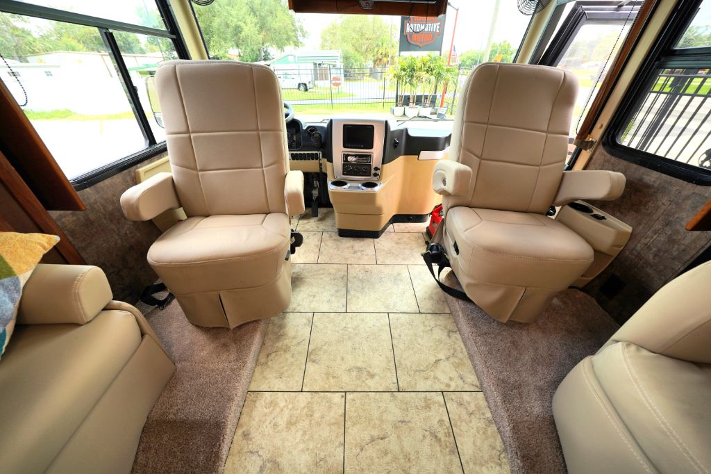 2012 Tiffin Motorhomes, Inc Breeze - $60,550