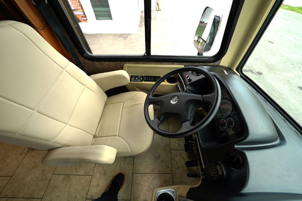 2012 Tiffin Motorhomes, Inc Breeze - $60,550