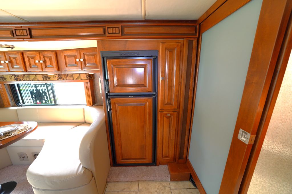 2012 Tiffin Motorhomes, Inc Breeze - $60,550