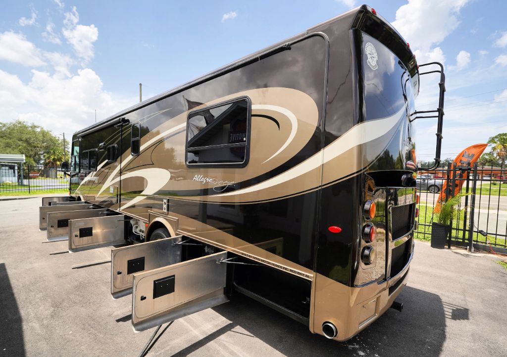2012 Tiffin Motorhomes, Inc Breeze - $60,550