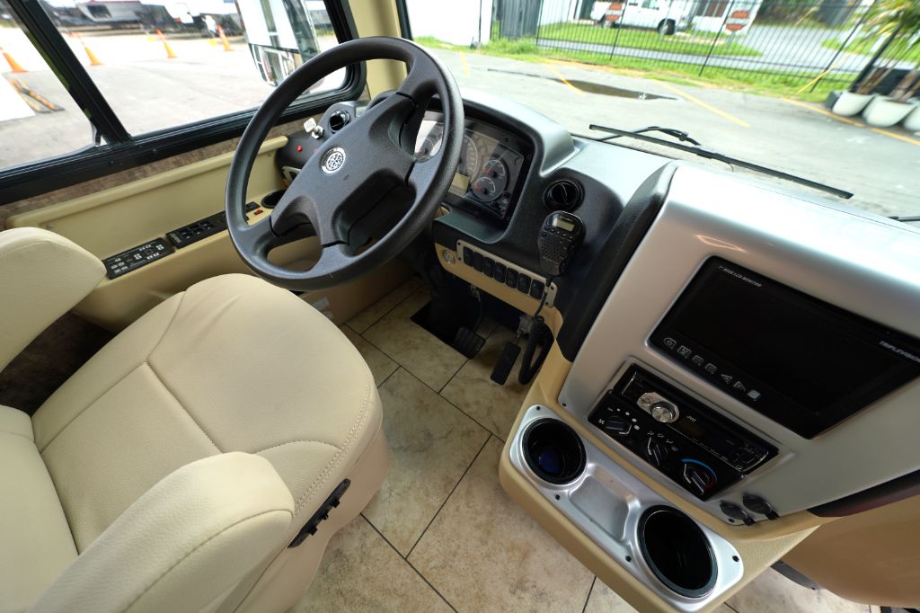 2012 Tiffin Motorhomes, Inc Breeze - $60,550
