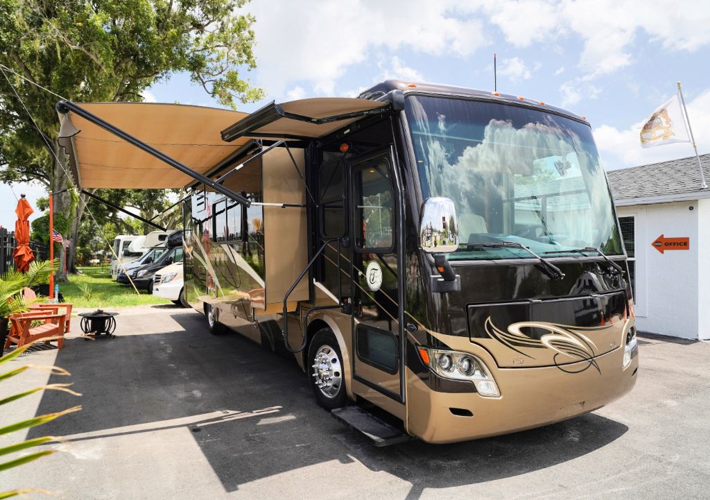 2012 Tiffin Motorhomes, Inc Breeze - $60,550