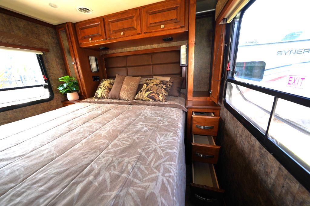2012 Tiffin Motorhomes, Inc Breeze - $60,550
