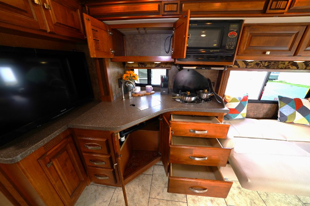 2012 Tiffin Motorhomes, Inc Breeze - $60,550