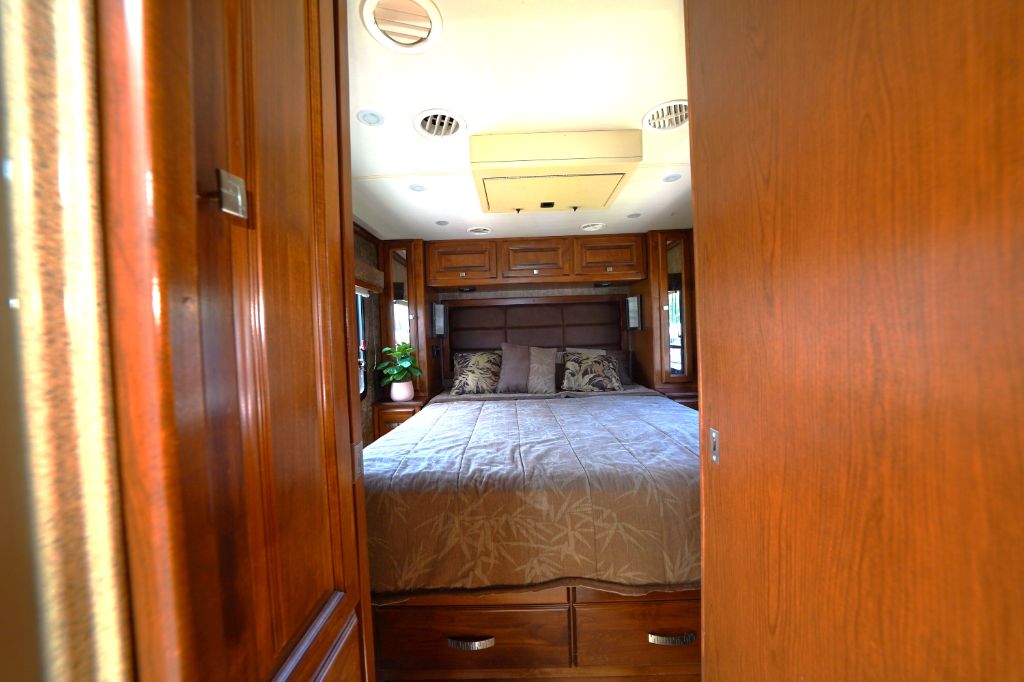 2012 Tiffin Motorhomes, Inc Breeze - $60,550