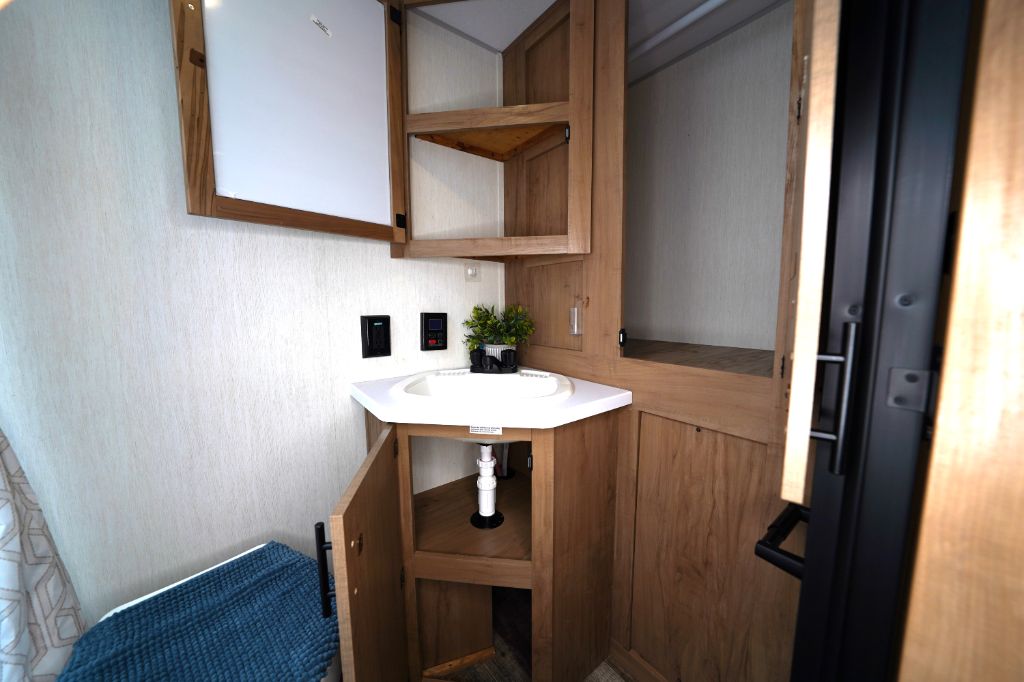 2025 Forest River Campsite 25MW - $26,950