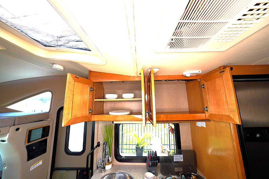 2017 Mercedes-Benz Sprinter - $59,550
