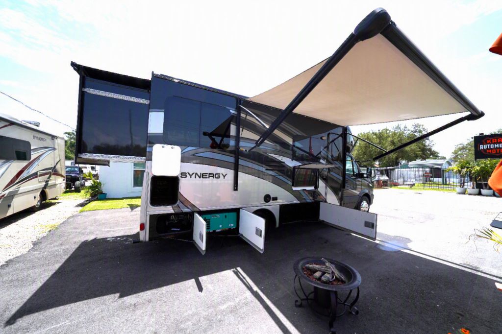 2017 Mercedes-Benz Sprinter - $59,550
