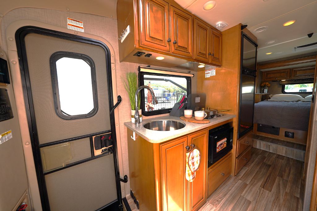 2017 Mercedes-Benz Sprinter - $59,550
