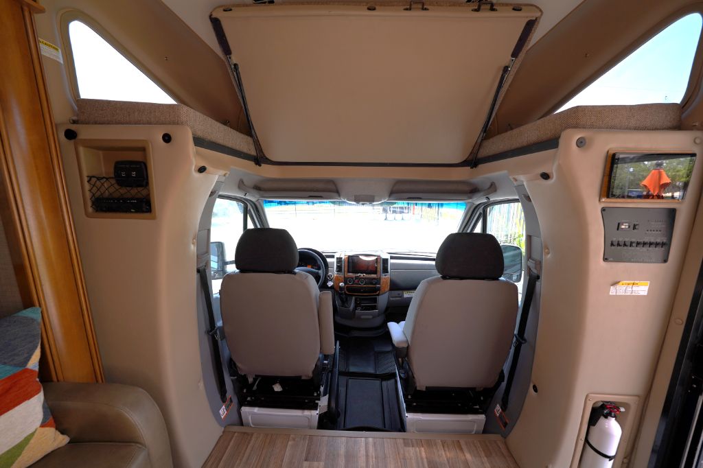 2017 Mercedes-Benz Sprinter - $59,550