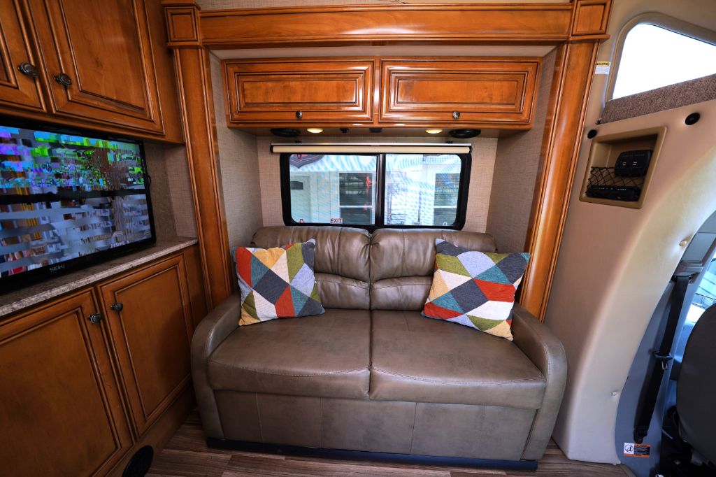 2017 Mercedes-Benz Sprinter - $59,550