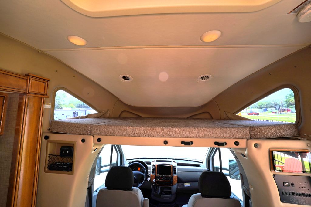 2017 Mercedes-Benz Sprinter - $59,550
