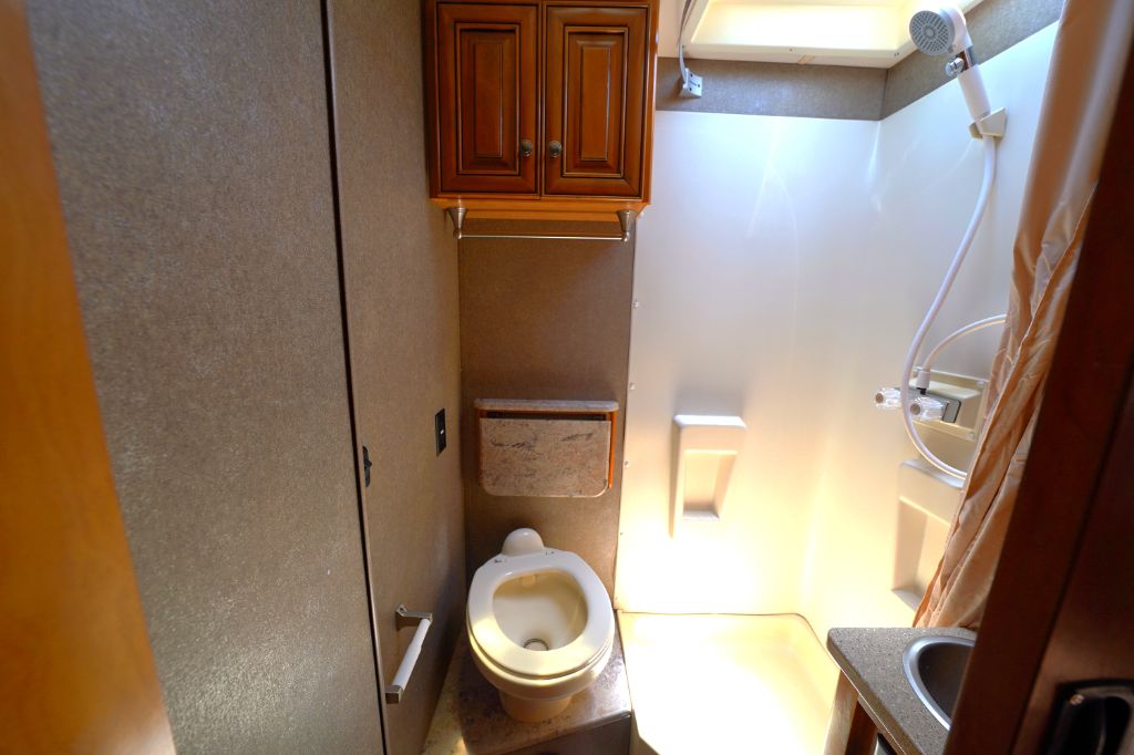 2017 Mercedes-Benz Sprinter - $59,550