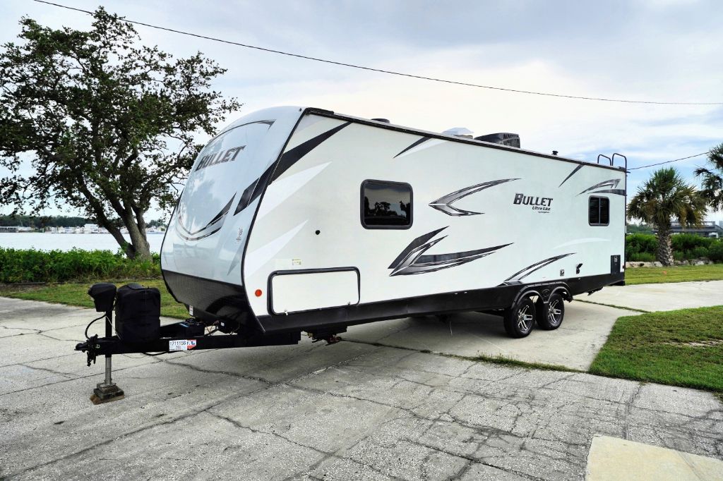 2021 Keystone Keystone - $21,950