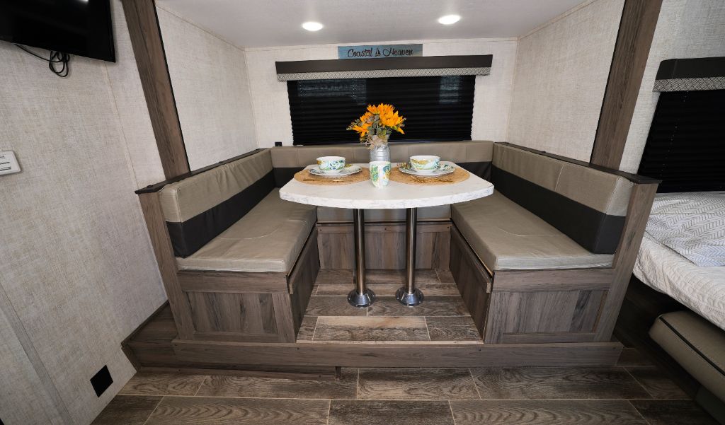 2023 Gulf Stream Coach, Inc. Gulf Stream Coach, Inc. - $16,950