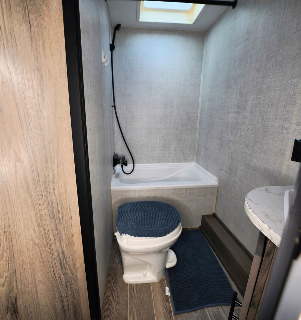 2023 Gulf Stream Coach, Inc. Gulf Stream Coach, Inc. - $16,950