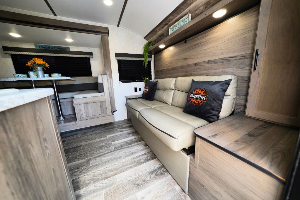 2023 Gulf Stream Coach, Inc. Gulf Stream Coach, Inc. - $16,950