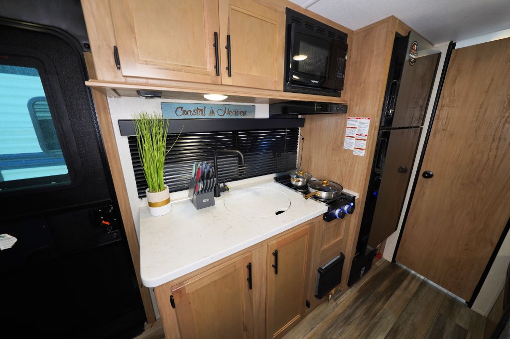 2023 Gulf Stream Coach, Inc. Gulf Stream Coach, Inc. - $16,950