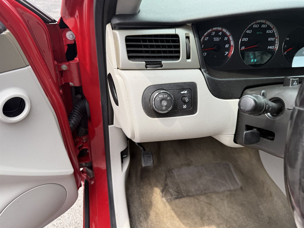 2008 Chevrolet Impala SS photo