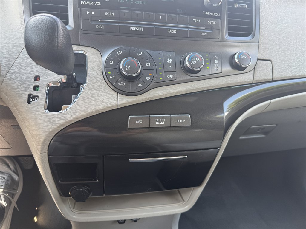 2011 Toyota Sienna - $8,050