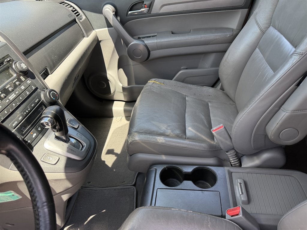 2008 Honda CR-V - $8,300