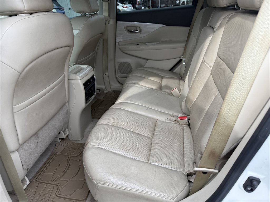 2015 Nissan Murano - $7,650