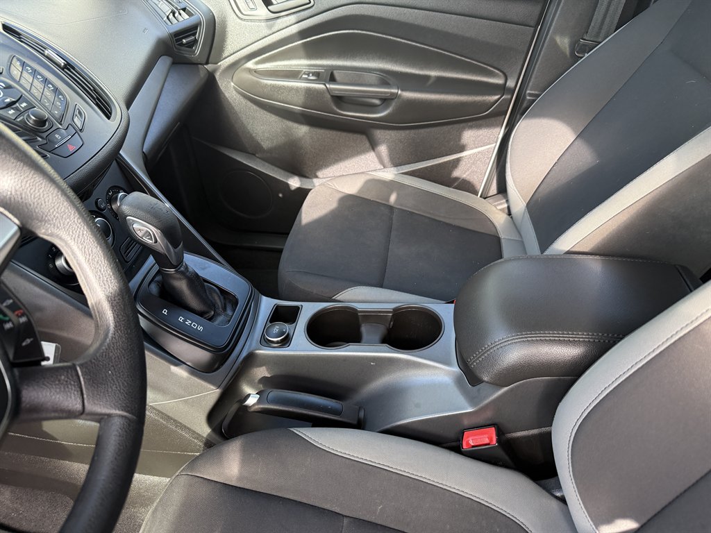 2013 Ford Escape - $7,980