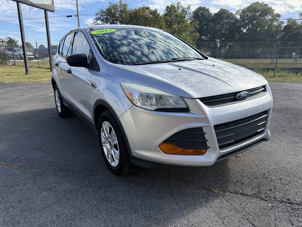 2013 Ford Escape - $7,980