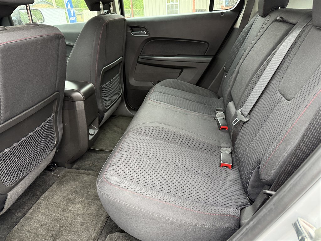 2015 Chevrolet Equinox LS photo