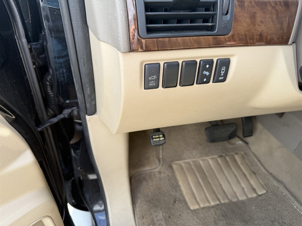 2015 Nissan Armada - $9,050