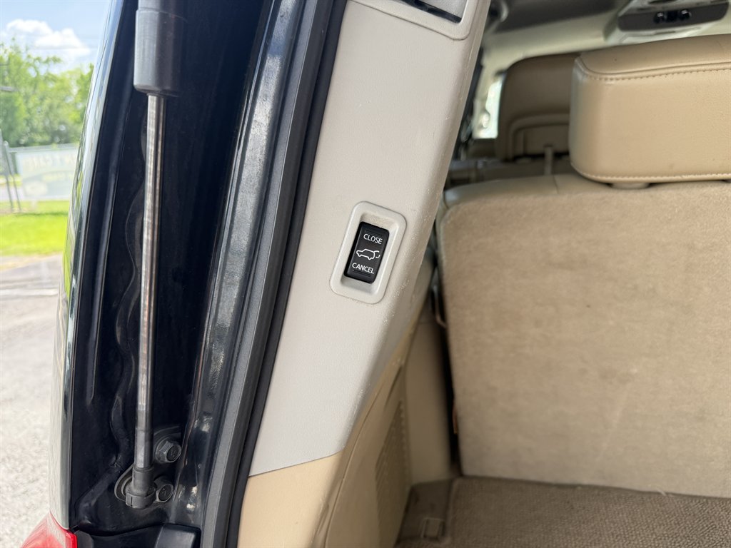2015 Nissan Armada - $9,050