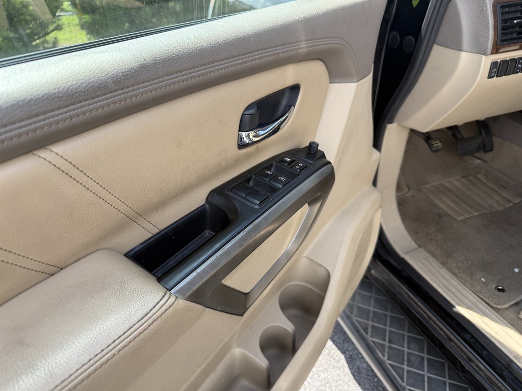 2015 Nissan Armada - $9,050